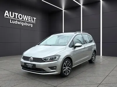 Używany VW Golf VII Sound 150 KM (110 kW) 2017 Srebrny Sedan/Limuzyna