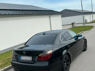 Gebraucht BMW 530 231 PS (169 kW) 2006 Schwarz Limousine