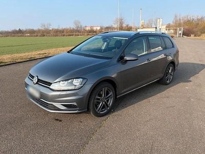 Gebraucht VW Golf VII Join 115 PS (84 kW) 2019 Grau Kombi