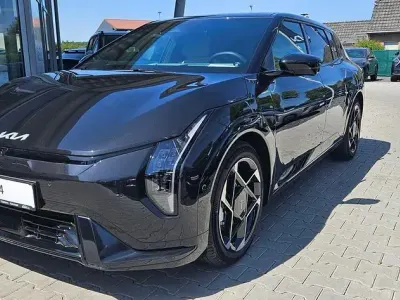 Neu Kia EV4 GT-Line 150 kW (204 PS) 2026 Zilinaschwarz metallic Limousine