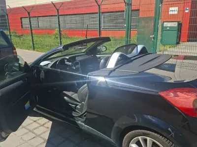 Gebraucht Opel Tigra 125 PS (91 kW) 2006 Schwarz Cabrio