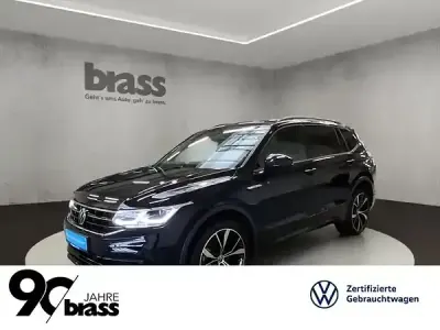 Gebraucht VW Tiguan Allspace R-line 190 PS (139 kW) 2025 Deep black perleffekt SUV