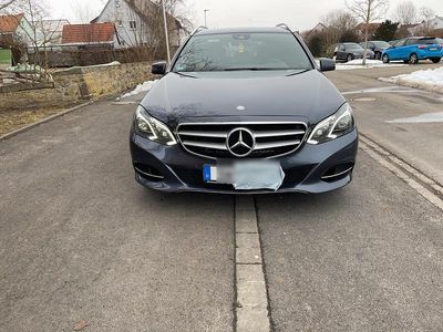 Blau Gebraucht 2016 Mercedes E300 Sport Kombi | 14.800 € (Teuer)