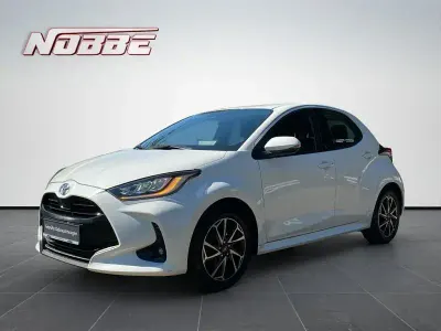 Gebraucht Toyota Yaris Team 72 PS (52 kW) 2022 Weiß Kleinwagen