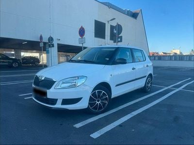 Usata Skoda Fabia 60 CV (44 kW) 2013 Bianco Utilitaria