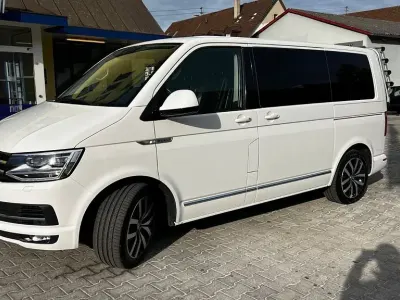 Gebraucht VW Multivan Highline 204 PS (150 kW) 2018 Weiß Van / Kleinbus