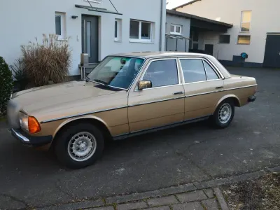 Gebraucht Mercedes 300 80 PS (58 kW) 1979 Limousine
