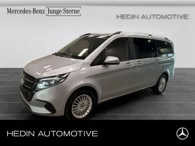 Gebraucht Mercedes V250 Style 190 PS (139 kW) 2025 Silber Van / Kleinbus