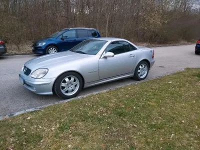 Gebraucht Mercedes SLK200 163 PS (119 kW) 2002 Silber Cabrio