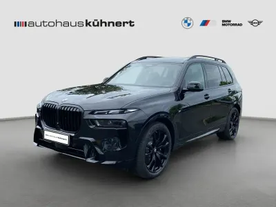 Neu BMW X7 M Sport 340 PS (250 kW) 2026 Schwarz SUV