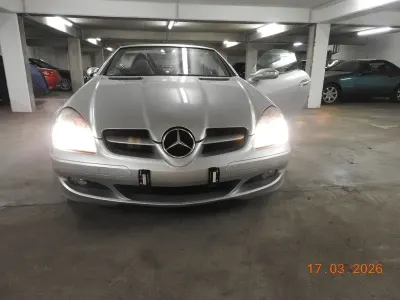 Gebraucht Mercedes SLK280 231 PS (169 kW) 2005 Silber Cabrio