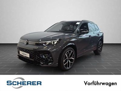 Gebraucht VW Tiguan R-line 150 PS (110 kW) 2025 Delfingrau metallic (metallic) SUV