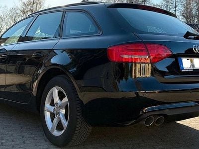 Gebraucht Audi A4 Attraction 150 PS (110 kW) 2013 Schwarz Kombi