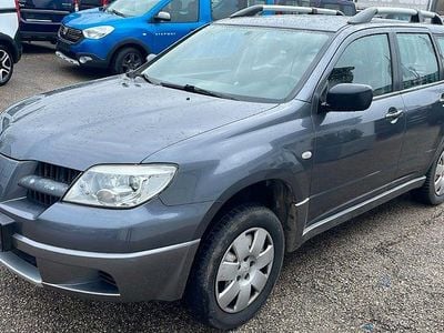 Gebraucht Mitsubishi Outlander Invite 136 PS (100 kW) 2006 Grau SUV