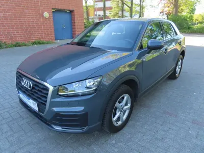 Usata Audi Q2 Basis 150 CV (110 kW) 2017 Grigio SUV