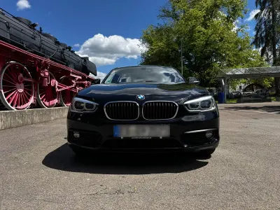 Gebraucht BMW 116 Advantage 109 PS (80 kW) 2018 Schwarz Kleinwagen