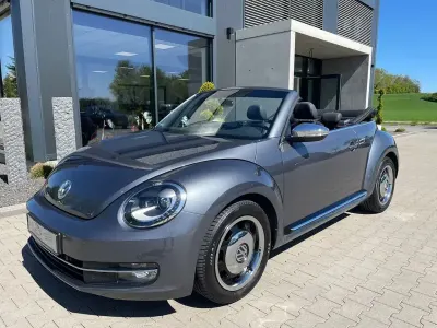 Usata VW Beetle Cabriolet Sport 150 CV (110 kW) 2016 Grigio Cabrio