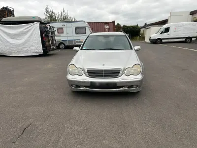 Gebraucht Mercedes C220 2002 Silber Kombi
