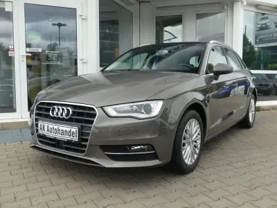 Gebraucht Audi A3 Ambiente 150 PS (110 kW) 2014 Grau Limousine