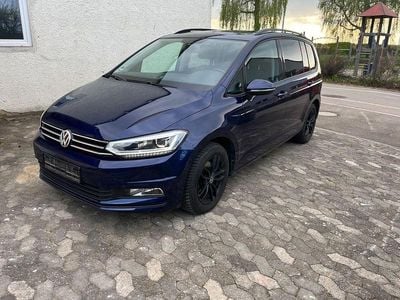 Second-hand VW Touran Comfortline 150 CP (110 kW) 2017 Albastru Monovolum