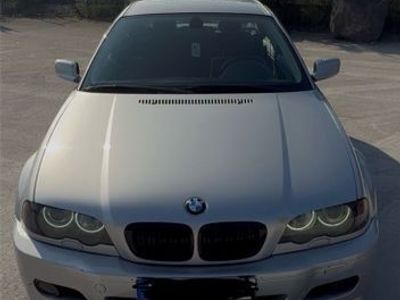 BMW 323