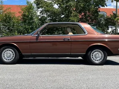 Gebraucht Mercedes 280 156 PS (114 kW) 1978 Braun Coupé