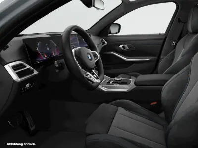 Gebraucht BMW 320 190 PS (139 kW) 2025 Skyscraper grau metallic Kombi