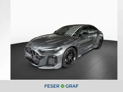 Neu Audi RS5 Sport 639 PS (469 kW) 2026 Daytonagrau perleffekt Limousine