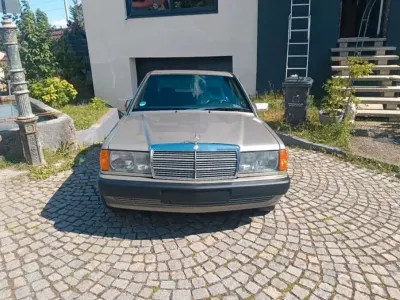 Gebraucht Mercedes 190 90 PS (66 kW) 1991 Grau Limousine