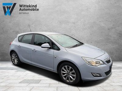 Gebraucht Opel Astra 110 PS (80 kW) 2012 Grau Limousine