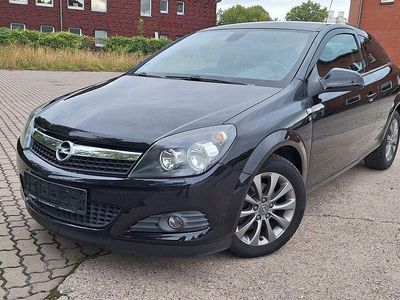 Opel Astra GTC