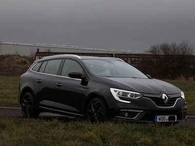Schwarz Gebraucht 2017 Renault Mégane IV Intens Limousine | 11.290 € (Fairer Preis)