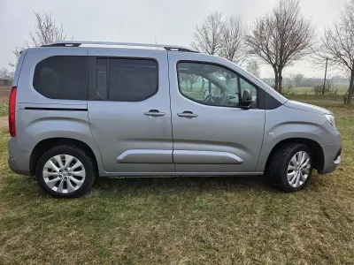 Gebraucht Opel Combo-e Life Ultimate 56 kW (77 PS) 2022 Silber Van / Kleinbus