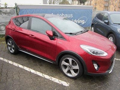 Usata Ford Fiesta Active 101 CV (74 kW) 2019 Rosso Utilitaria