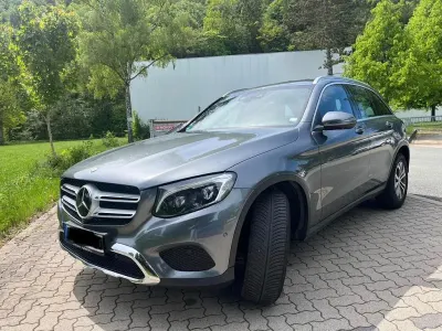 Używany Mercedes GLC250 Exclusive 204 KM (150 kW) 2016 Szary SUV
