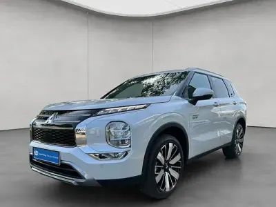 Neu Mitsubishi Outlander P-HEV Edition 306 PS (225 kW) 2025 Weiß SUV