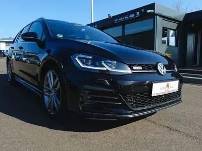 Second-hand VW Golf VII GTD 184 CP (135 kW) 2019 Negru Break