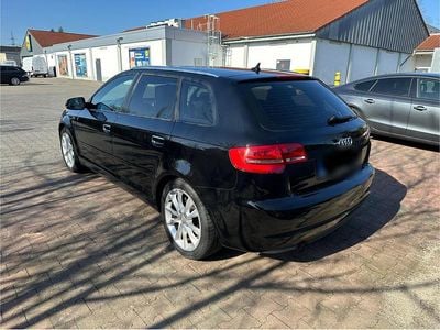 Gebraucht Audi A3 105 PS (77 kW) 2011 Schwarz Kleinwagen