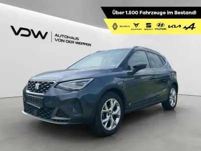 Gebraucht Seat Arona FR 110 PS (80 kW) 2023 Grau SUV