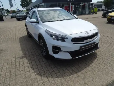 Gebraucht Kia XCeed Comfort 160 PS (117 kW) 2021 Weiß SUV