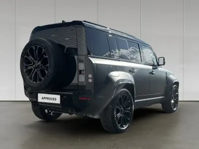 Usata Land Rover Defender 643 CV (472 kW) 2026 Nero SUV