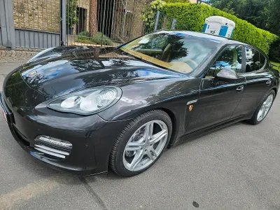 Gebraucht Porsche Panamera 4 300 PS (220 kW) 2011 Andere farben Kleinwagen