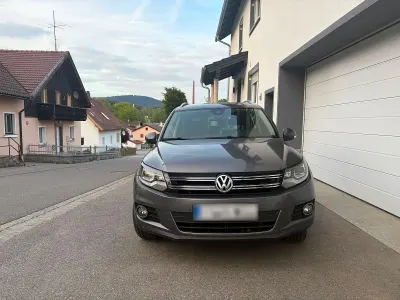 Gebraucht VW Tiguan 170 PS (125 kW) 2012 Grau SUV