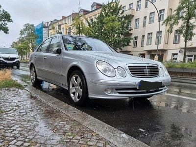 Gebraucht Mercedes E320 Avantgarde 224 PS (164 kW) 2003 Silber Limousine