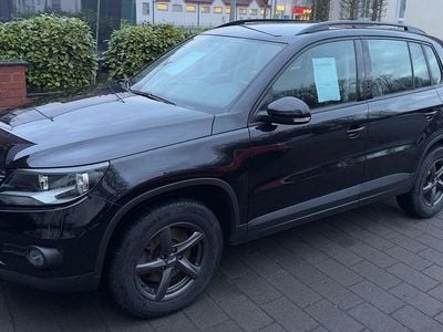 Schwarz Gebraucht 2012 VW Tiguan Trendline SUV | 8.890 € (Fairer Preis)