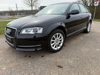Gebraucht Audi A3 105 PS (77 kW) 2011 Schwarz Kleinwagen