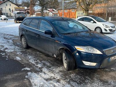 Blau Gebraucht 2010 Ford Mondeo Kombi | 1.500 € (Teuer)