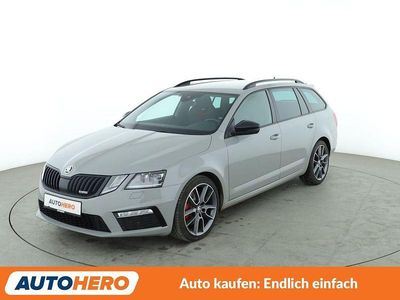 Grau Gebraucht 2020 Skoda Octavia RS Limousine | 23.100 € (Etwas zu teuer)
