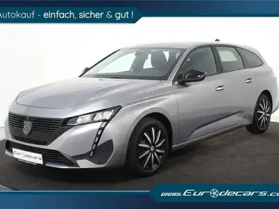 Gebraucht Peugeot 308 SW Active 110 PS (80 kW) 2022 Grau Kombi
