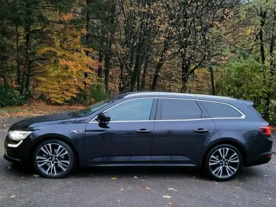 Usata Renault Talisman GrandTour Initiale Paris 200 CV (147 kW) 2017 Nero Station wagon